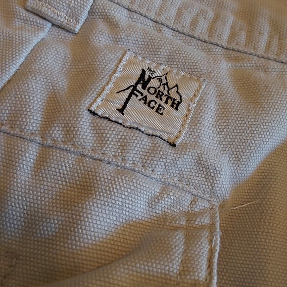 🌺 Mens North Face Cargo Shorts EUC - Picture 5 of 14